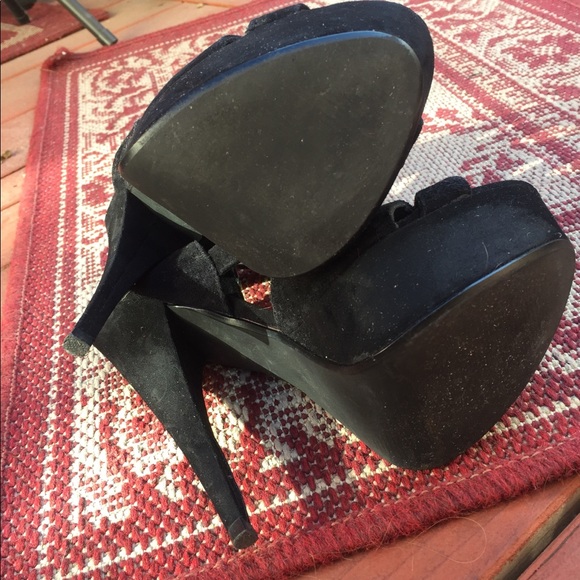 STEVE MADDEN STILETTOS - Picture 4 of 4